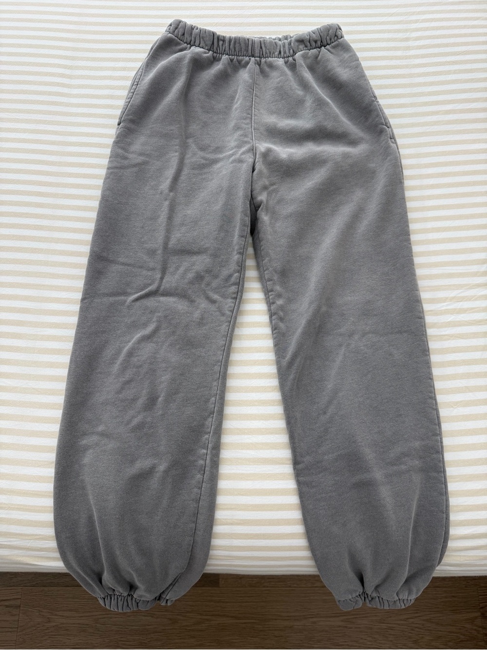 Brandy Melville Gray Elastic-Cuff Sweatpants